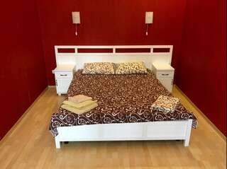 Отель Отель Маями Харьков Улучшенный двухместный номер с 2 отдельными кроватями-12